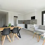 Atrium Building By Mycanaryhomes * لاس بالماس دي غران كاناريا