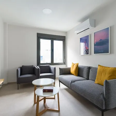 Atrium Building By Mycanaryhomes * 라스팔마스