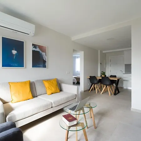 Atrium Building By Mycanaryhomes Apartment